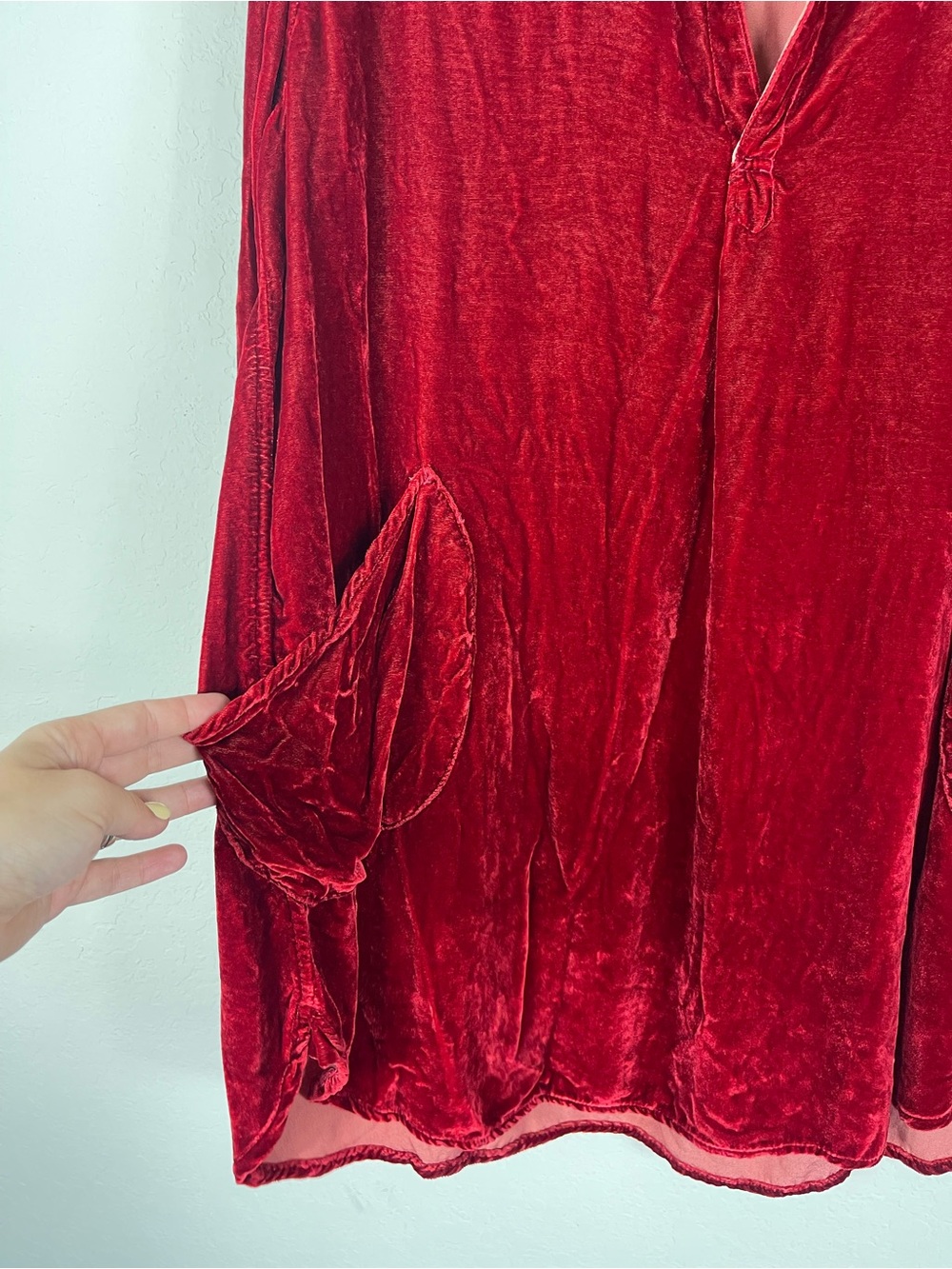 CP Shades Crushed Velvet Teton Tunic Top Red Size Large - Picture 2 of 5
